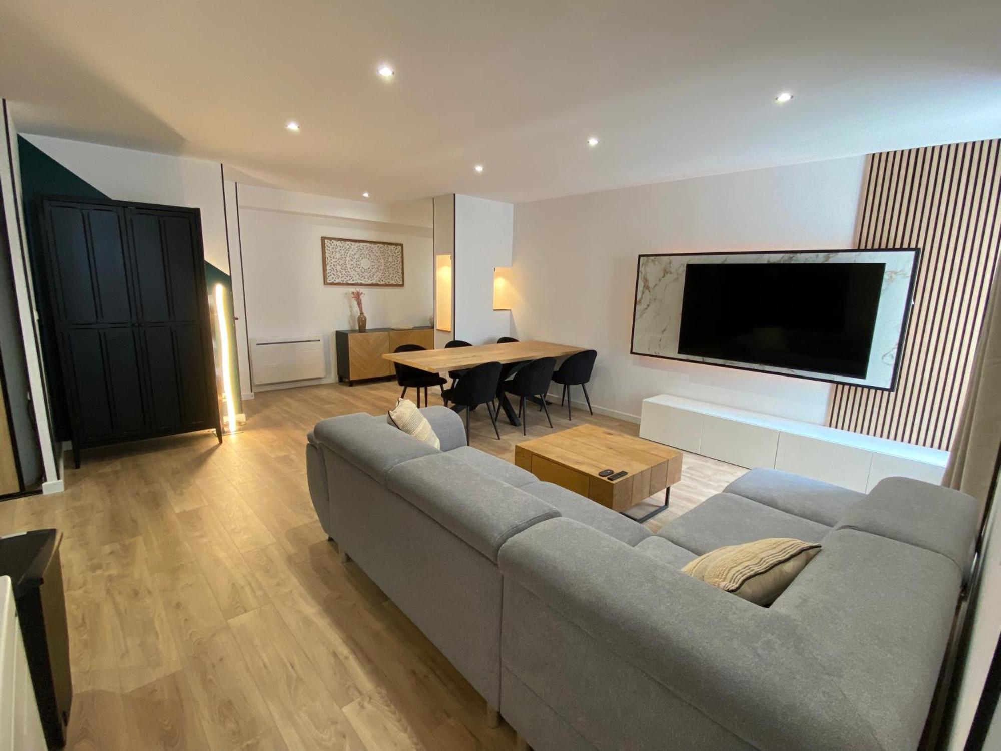 루르드 Madonna Elegance, Proche Sanctuaire, 95M2 아파트 외부 사진
