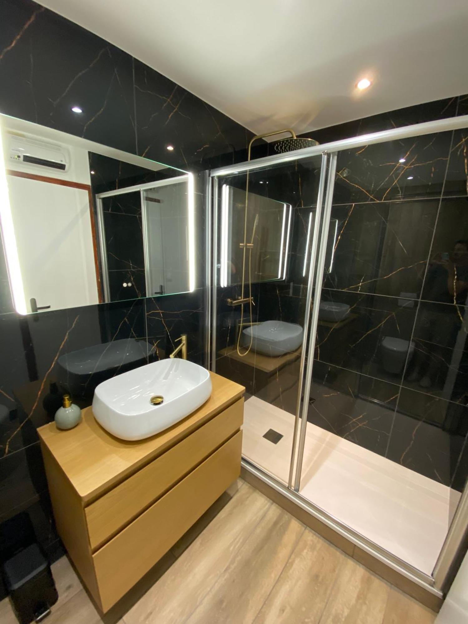 루르드 Madonna Elegance, Proche Sanctuaire, 95M2 아파트 외부 사진